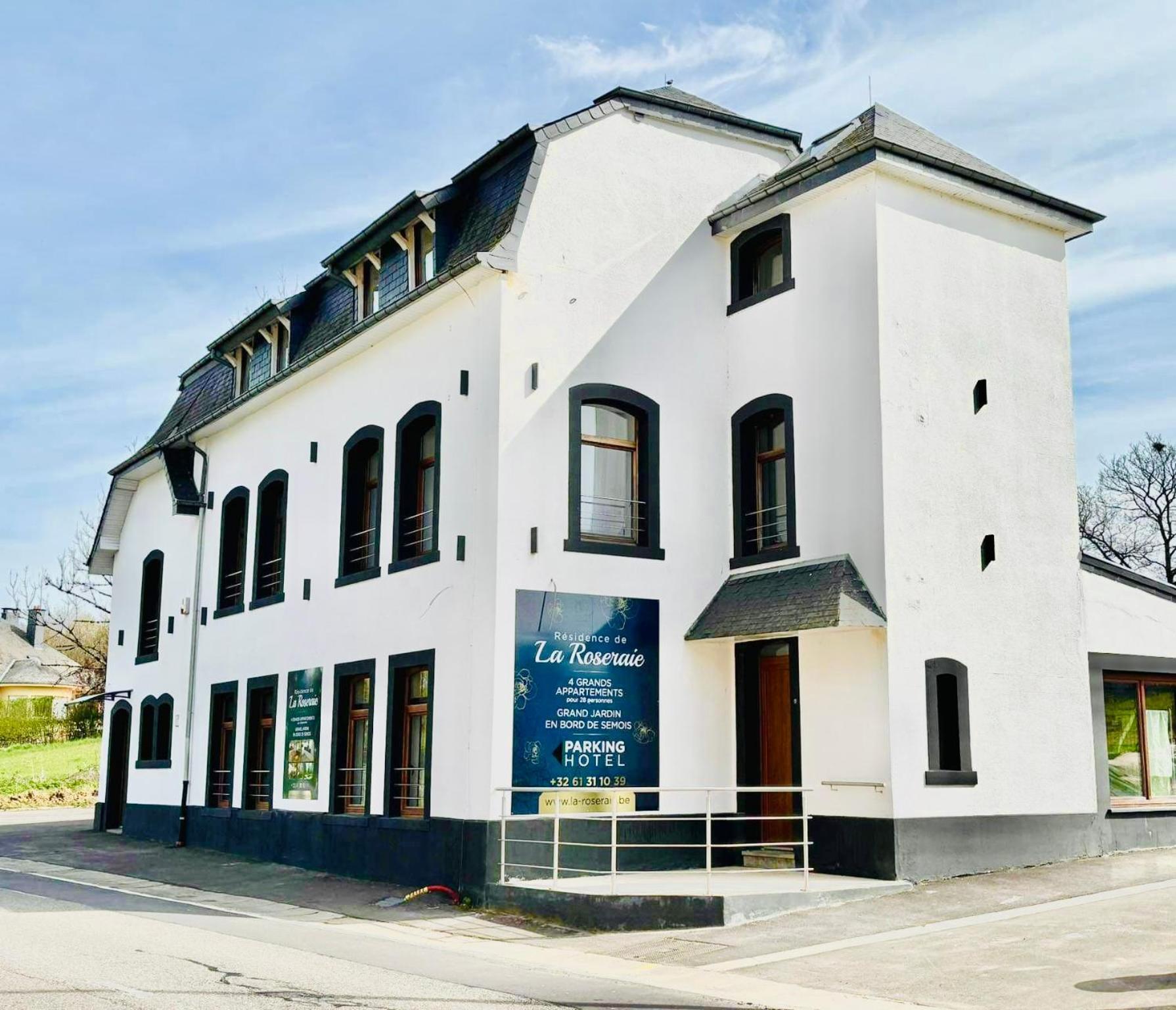 Residence De La Roseraie Florenville Ngoại thất bức ảnh
