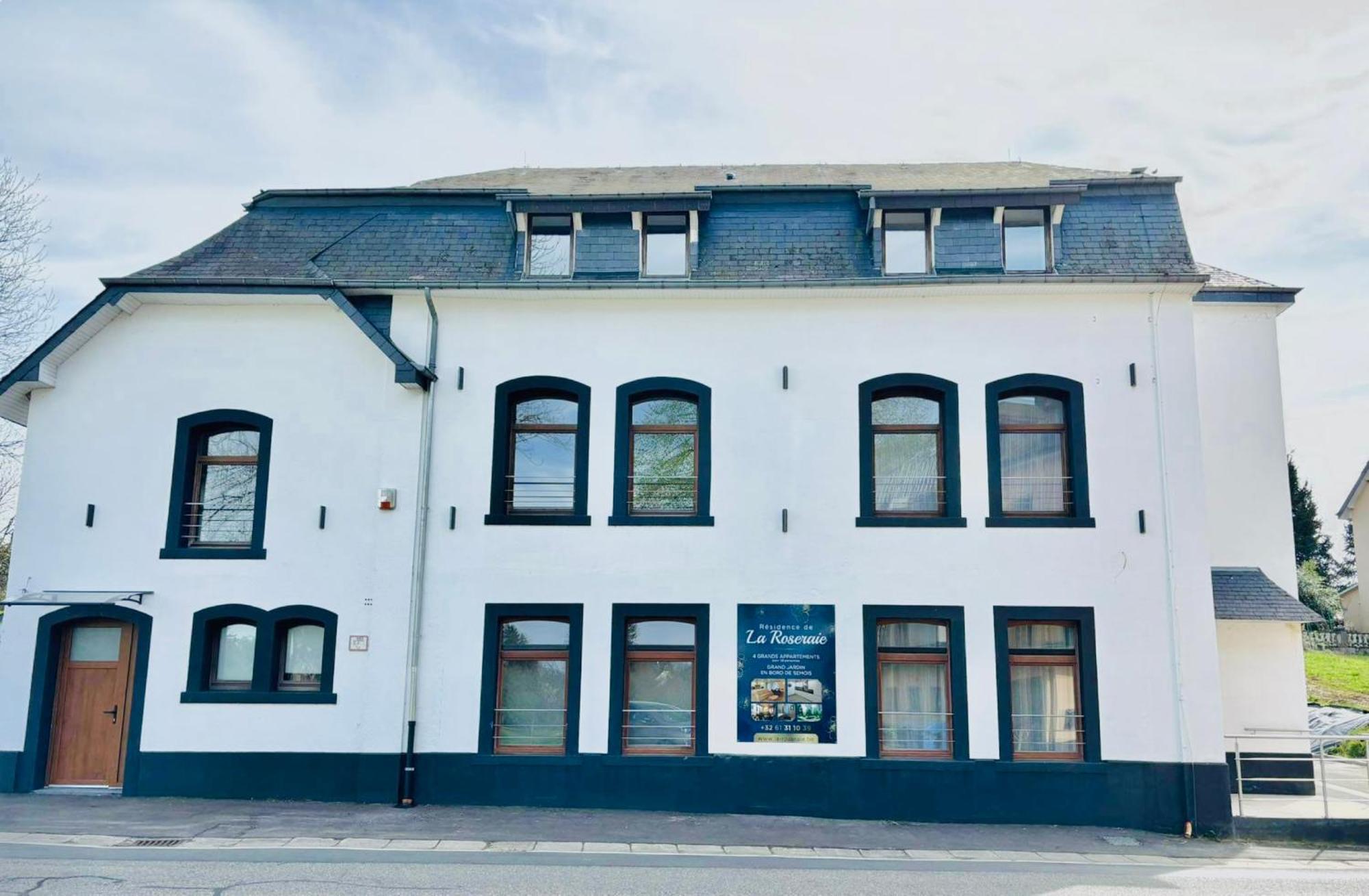 Residence De La Roseraie Florenville Ngoại thất bức ảnh
